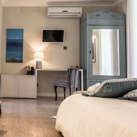 Palazzo Taranto Luxury Rooms Caltagirone Exterior foto